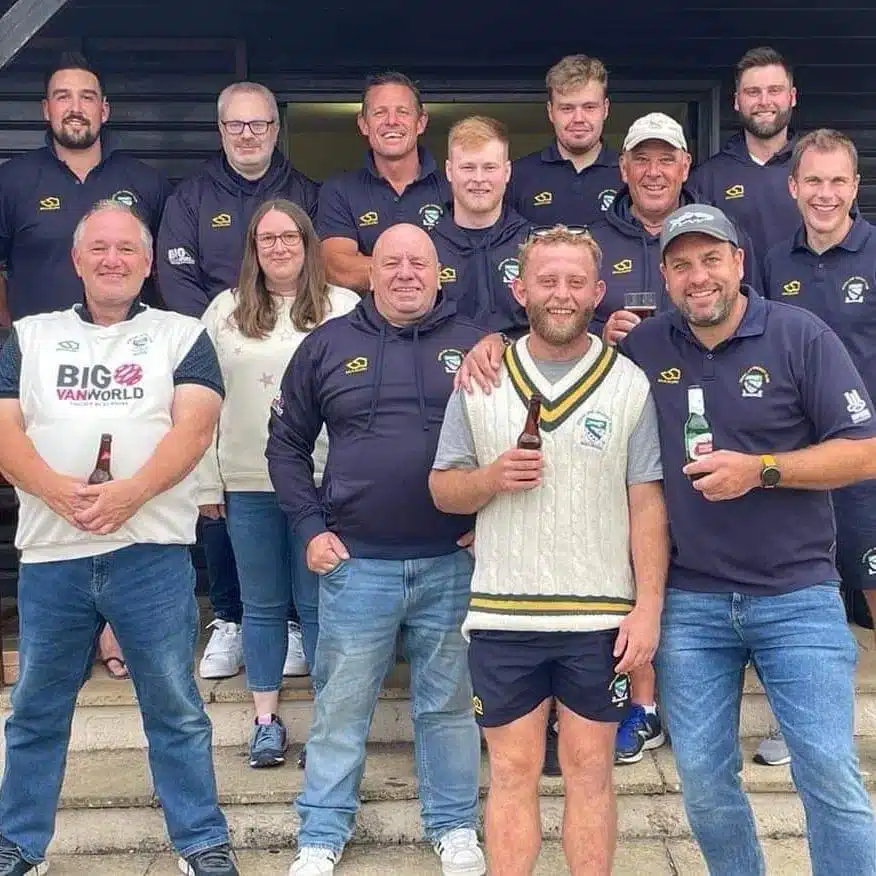 Cricklade Cricket Club Team. Bondline.